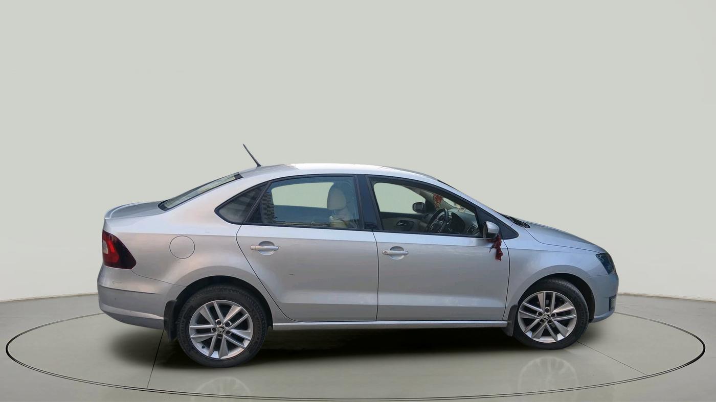 2017 Skoda Rapid STYLE 1.5 TDI AT, Diesel, Automatic, 80,168 km, exterior