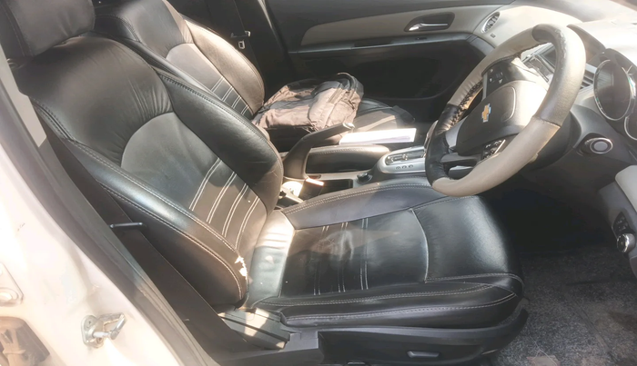 2013 Chevrolet Cruze LTZ AT, Diesel, Automatic, 1,04,919 km, interior