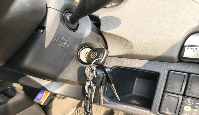 2011 Maruti Wagon R 1.0 LXI CNG, Petrol, Manual, 1,04,322 km, interior