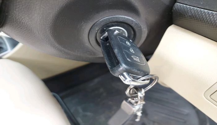 2016 Hyundai Verna 1.6 CRDI S, Diesel, Manual, 1,13,274 km, interior