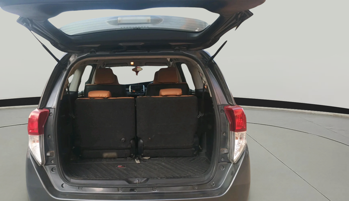 2018 Toyota Innova Crysta 2.8 GX AT 7 STR, Diesel, Automatic, 1,79,455 km, exterior