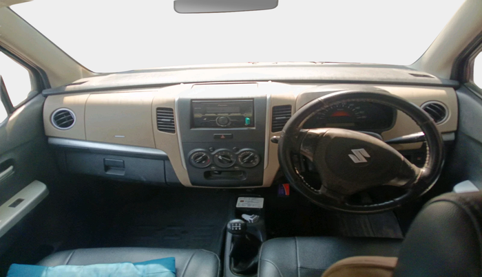 2017 Maruti Wagon R 1.0 LXI CNG, Petrol, Manual, 1,01,387 km, interior
