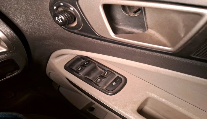 2013 Ford Ecosport TITANIUM 1.0L ECOBOOST, Petrol, Manual, 87,871 km, interior