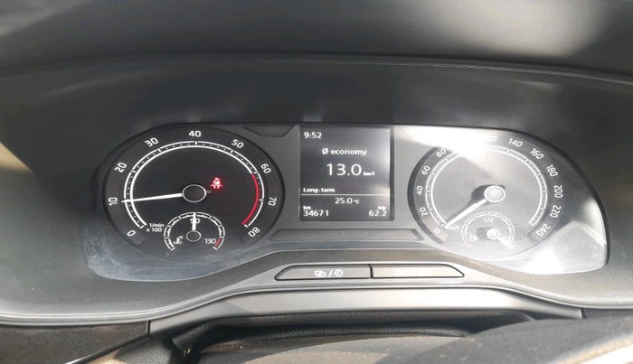 2022 Skoda KUSHAQ STYLE 1.0L TSI MT, Petrol, Manual, 34,671 km, interior