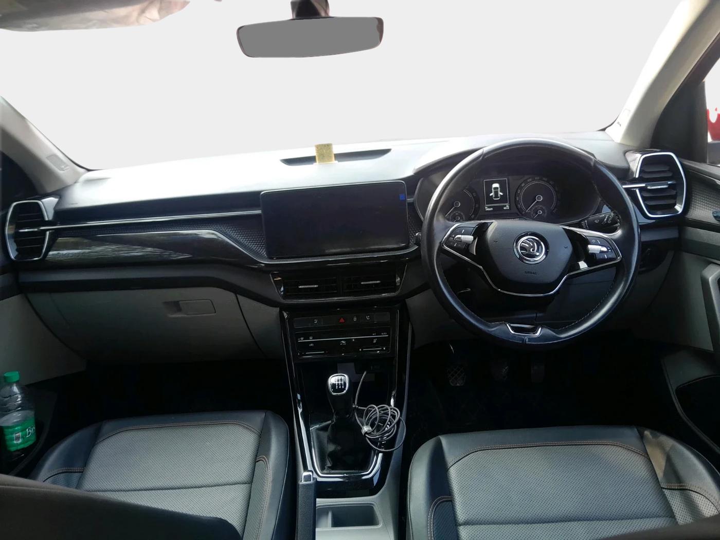 2022 Skoda KUSHAQ STYLE 1.0L TSI MT, Petrol, Manual, 34,671 km, interior