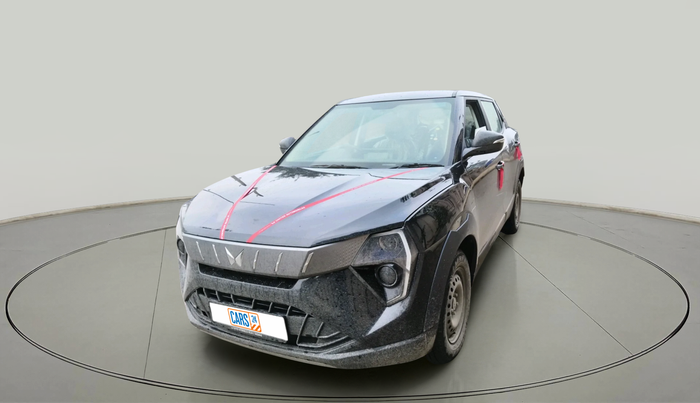 2025 Mahindra XUV 3XO REVX M 1.2 Petrol, Petrol, Manual, 196 km, exterior