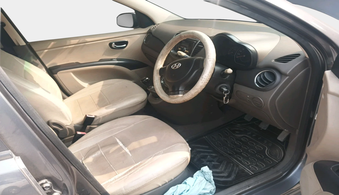 2010 Hyundai i10 MAGNA 1.2, Petrol, Manual, 1,41,658 km, interior