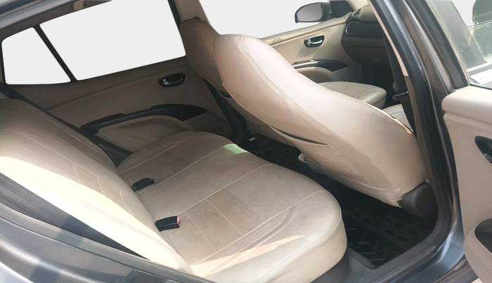 2010 Hyundai i10 MAGNA 1.2, Petrol, Manual, 1,41,658 km, interior