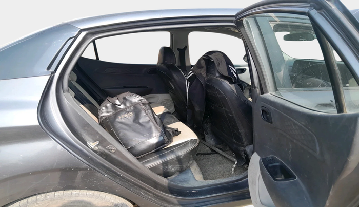 2023 Hyundai AURA S 1.2 CNG, Petrol, Manual, 47,504 km, interior