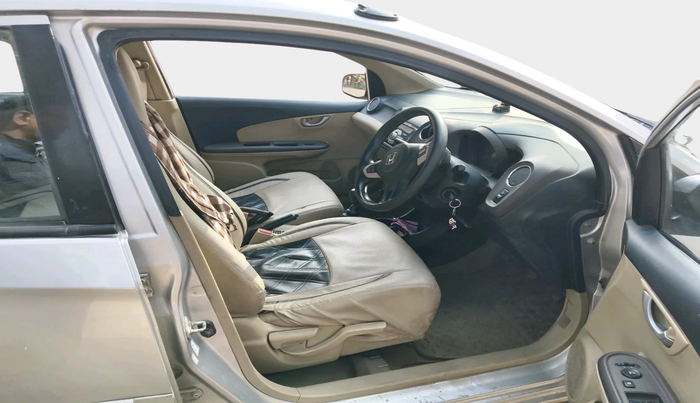 2013 Honda Brio VX MT, Petrol, Manual, 40,674 km, interior