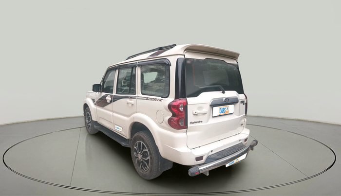 2018 Mahindra Scorpio S7, Diesel, Manual, 78,940 km, exterior