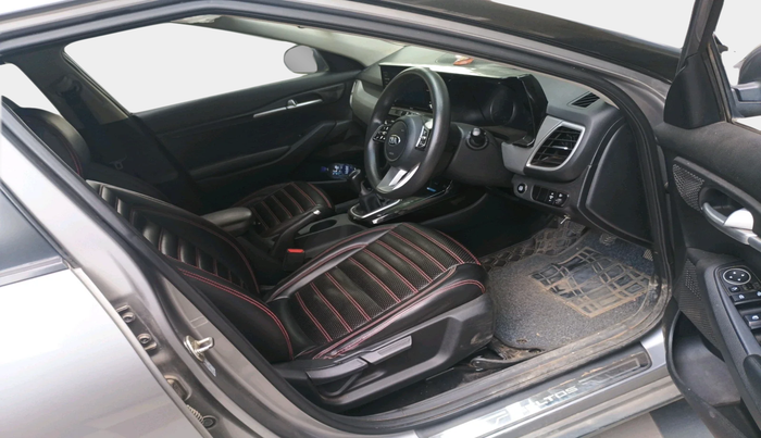 2020 KIA SELTOS HTK PLUS 1.5, Petrol, Manual, 64,321 km, interior