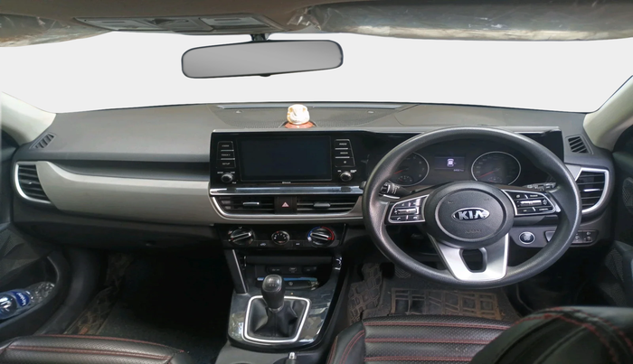 2020 KIA SELTOS HTK PLUS 1.5, Petrol, Manual, 64,321 km, interior