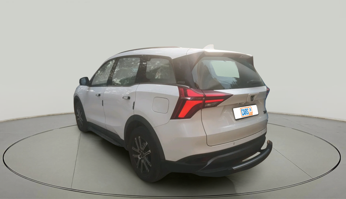 2025 Mahindra XUV700 AX 7 LUXURY D AT 7 STR, Diesel, Automatic, 2,968 km, exterior