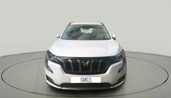 2025 Mahindra XUV700 AX 7 LUXURY D AT 7 STR, Diesel, Automatic, 2,968 km, exterior