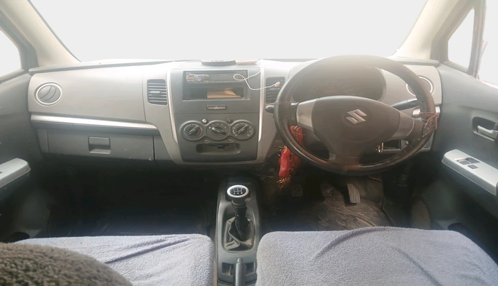 2011 Maruti Wagon R 1.0 LXI, Petrol, Manual, 1,50,373 km, interior