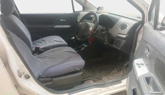 2011 Maruti Wagon R 1.0 LXI, Petrol, Manual, 1,50,373 km, interior