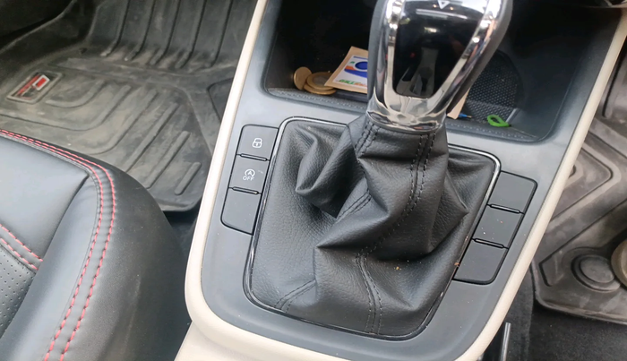 2025 Skoda SLAVIA Sportline 1.0L TSI AT, Petrol, Automatic, 3,820 km, interior