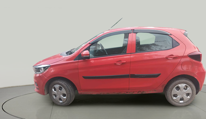 2022 Tata Tiago XT CNG, Petrol, Manual, 1,37,932 km, exterior