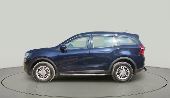 2024 Mahindra XUV700 MX Petrol MT 7 STR, Petrol, Manual, 6,774 km, exterior