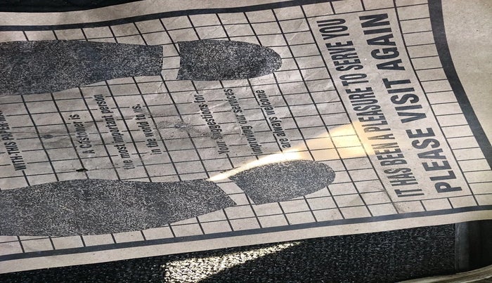 2024 Mahindra XUV700 MX Petrol MT 7 STR, Petrol, Manual, 6,774 km, interior