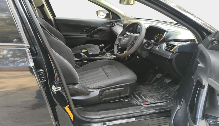 2023 Tata Harrier XT PLUS 2.0L KRYOTEC DARK EDITON, Diesel, Manual, 72,930 km, interior