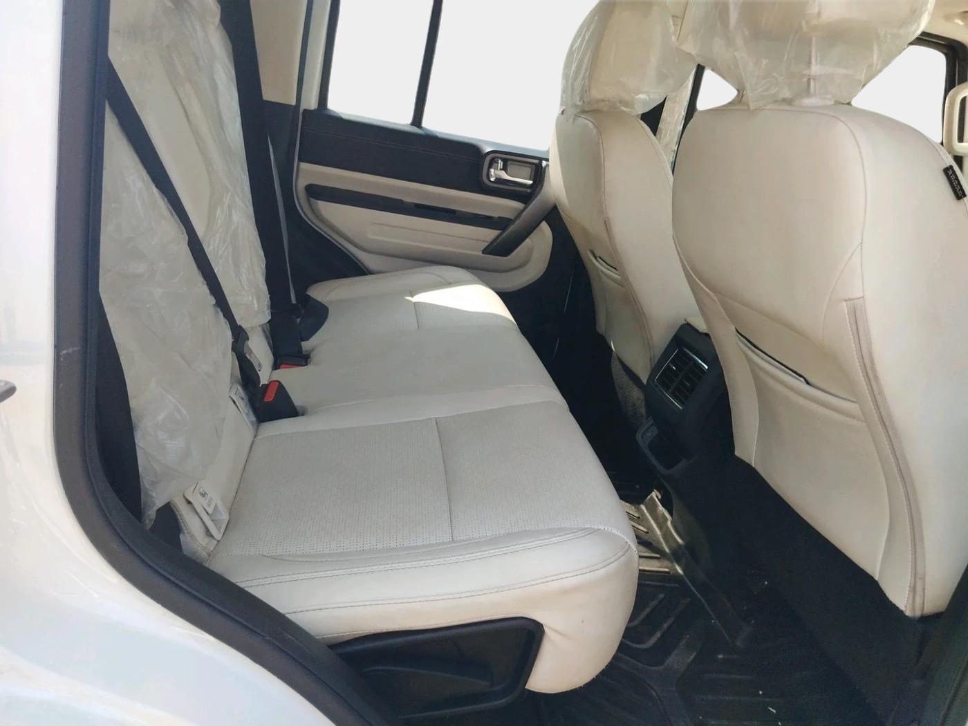 2024 Mahindra Thar Roxx AX7 L Diesel AT 4WD, Diesel, Automatic, 27,450 km, interior