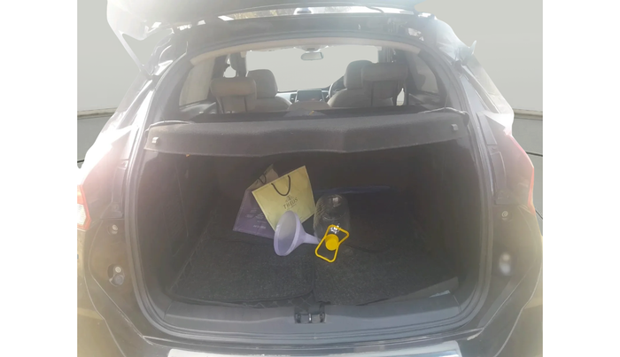 2021 Nissan Kicks XV 1.5, Petrol, Manual, 1,17,764 km, exterior