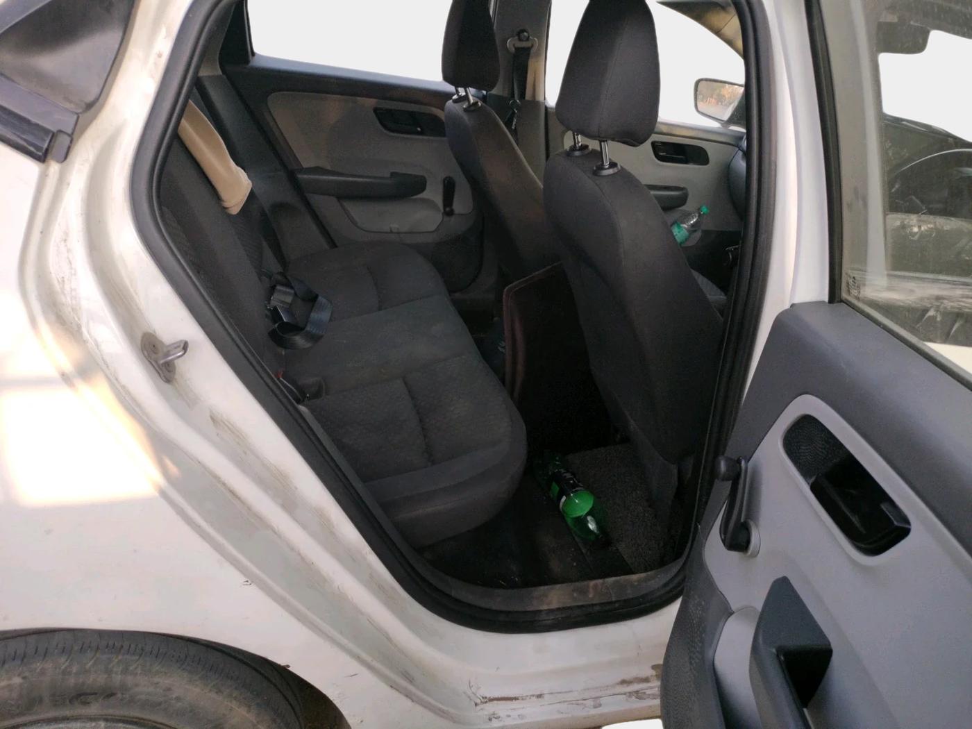 2020 Tata ALTROZ XE PETROL, CNG, Manual, 1,90,637 km, interior