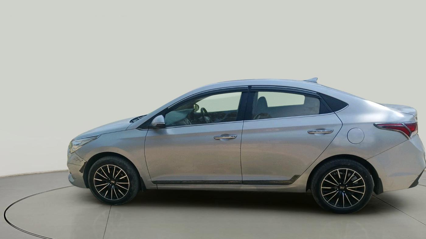 2017 Hyundai Verna 1.6 VTVT SX O, Petrol, Manual, 1,21,645 km, exterior
