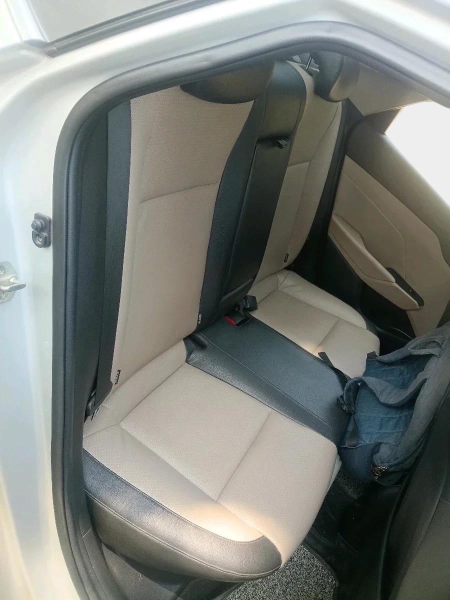 2017 Hyundai Verna 1.6 VTVT SX O, Petrol, Manual, 1,21,645 km, interior