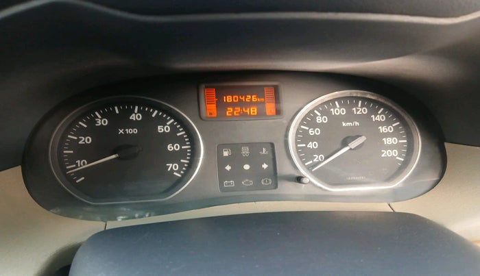 2016 Nissan Terrano XV D THP 110 PS, Diesel, Manual, 1,80,426 km, interior