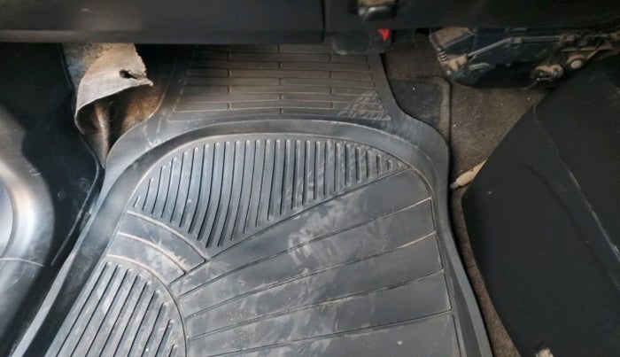 2015 Maruti Wagon R 1.0 LXI CNG, Petrol, Manual, 2,47,054 km, interior