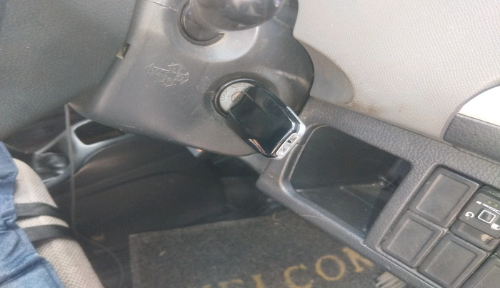 2012 Maruti Wagon R 1.0 LXI, Petrol, Manual, 1,45,041 km, interior