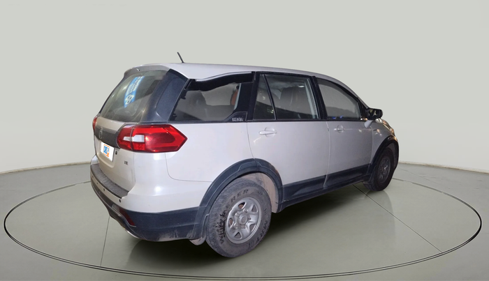 2017 Tata Hexa XE 4X2 7 STR, Diesel, Manual, 87,275 km, exterior