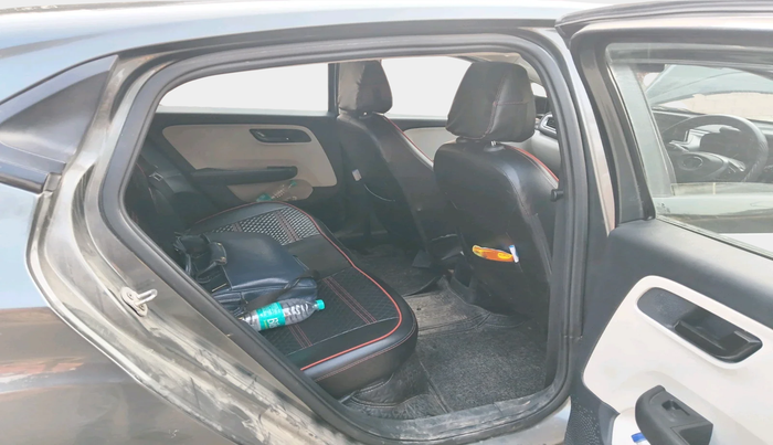 2024 Tata ALTROZ XM PLUS PETROL, Petrol, Manual, 41,983 km, interior