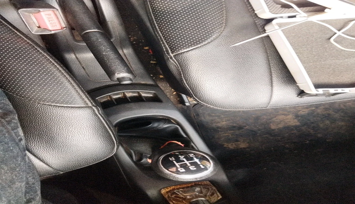 2015 Maruti Wagon R 1.0 LXI, Petrol, Manual, 57,548 km, interior