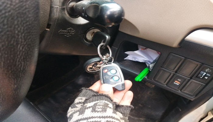 2015 Maruti Wagon R 1.0 LXI, Petrol, Manual, 57,548 km, interior