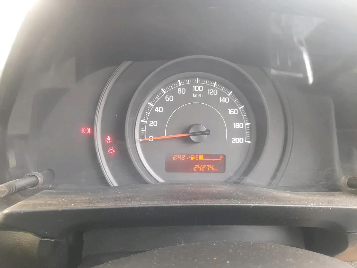 2023 Maruti Swift LXI, Petrol, Manual, 24,274 km, interior