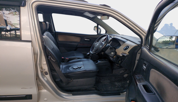 2018 Maruti Wagon R 1.0 LXI CNG, CNG, Manual, 72,000 km, interior