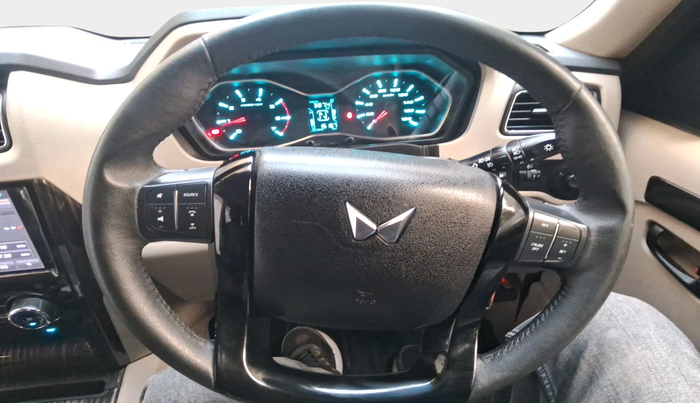 2025 Mahindra SCORPIO CLASSIC S11 7STR, Diesel, Manual, 15,157 km, interior