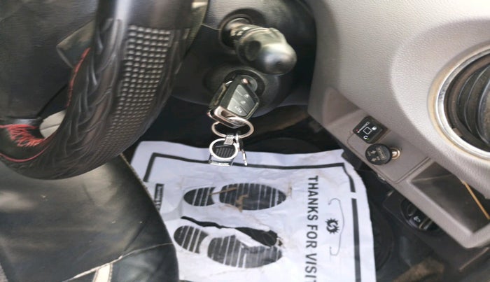 2011 Toyota Etios V, Petrol, Manual, 1,33,472 km, interior