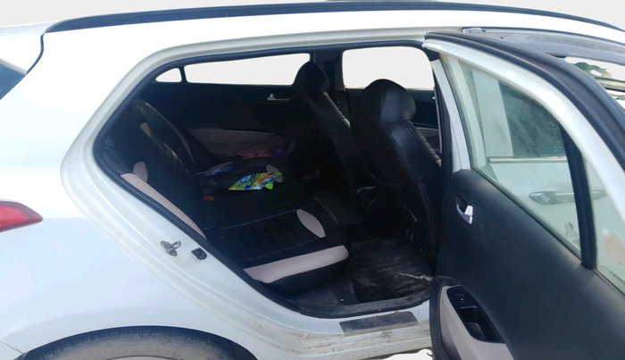 2017 Hyundai Grand i10 SPORTZ U2 1.2 CRDI, Diesel, Manual, 1,64,004 km, interior