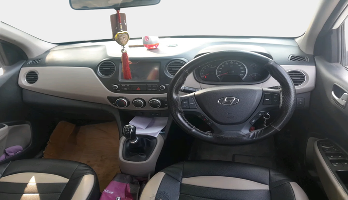 2017 Hyundai Grand i10 SPORTZ U2 1.2 CRDI, Diesel, Manual, 1,64,004 km, interior