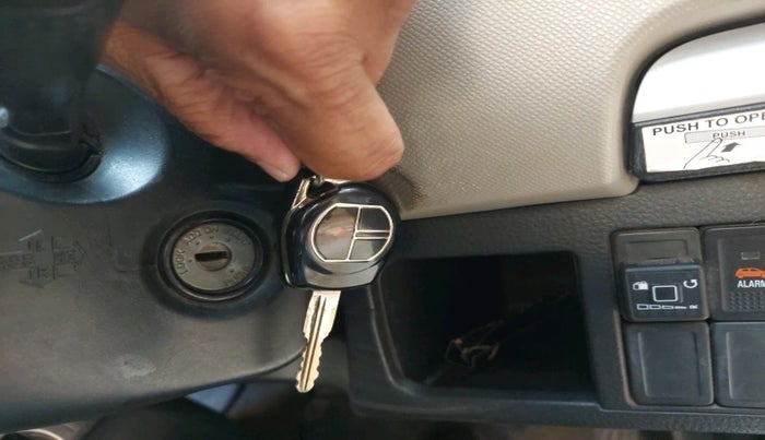 2015 Maruti Wagon R 1.0 VXI, Petrol, Manual, 90,164 km, interior