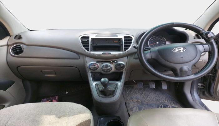 2010 Hyundai i10 MAGNA 1.2, Petrol, Manual, 1,18,358 km, interior