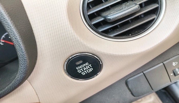 2014 Hyundai Grand i10 SPORTZ 1.2 KAPPA VTVT, Petrol, Manual, 50,169 km, interior