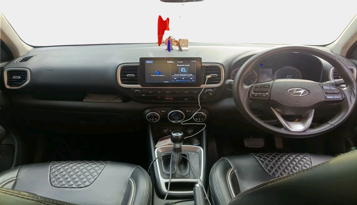 2019 Hyundai VENUE SX PLUS 1.0 TURBO DCT, Petrol, Automatic, 67,402 km, interior