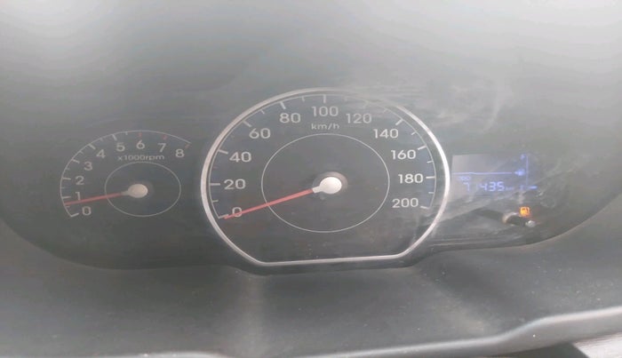 2013 Hyundai i10 MAGNA 1.1, Petrol, Manual, 71,435 km, interior