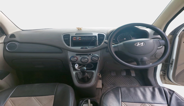 2013 Hyundai i10 MAGNA 1.1, Petrol, Manual, 71,435 km, interior